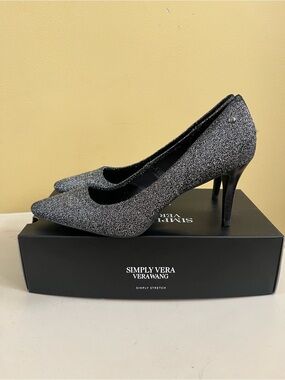NIB Simply Vera Wang All Over Stretch Heels Size 10